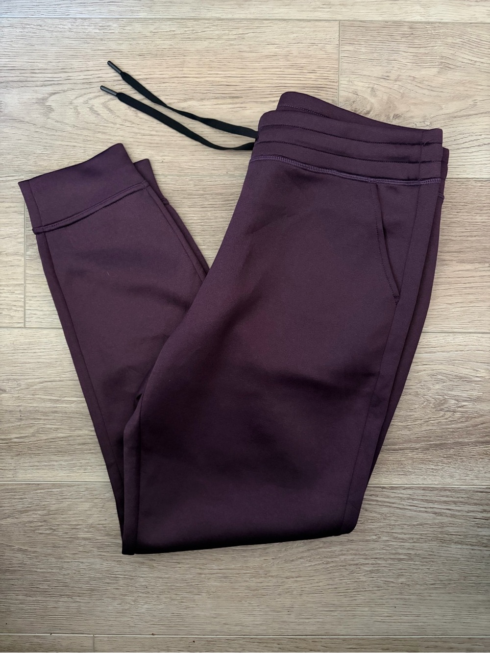 32 Degrees Women's purple Joggers with Black Drawstring